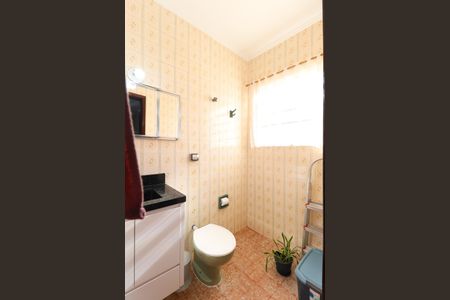 Casa à venda com 200m², 3 quartos e 2 vagasBanheiro 1