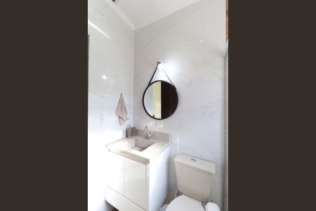 Casa à venda com 200m², 3 quartos e 2 vagasBanheiro 2