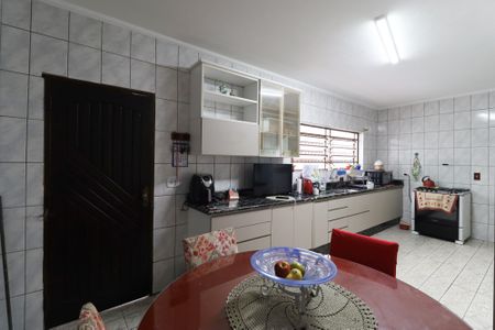 Casa à venda com 200m², 3 quartos e 2 vagasCozinha