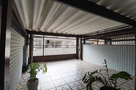 Casa à venda com 200m², 3 quartos e 2 vagasGaragem