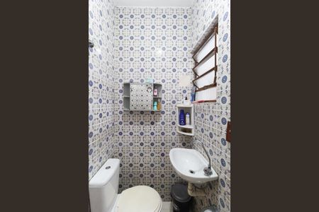 Casa à venda com 200m², 3 quartos e 2 vagasBanheiro de Serviço