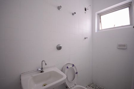 Casa à venda com 220m², 5 quartos e 4 vagasÁrea de Serviço - Banheiro