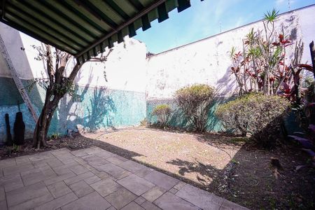 Casa à venda com 220m², 5 quartos e 4 vagasSala - Jardim