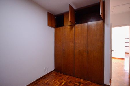 Casa à venda com 220m², 5 quartos e 4 vagasQuarto 3