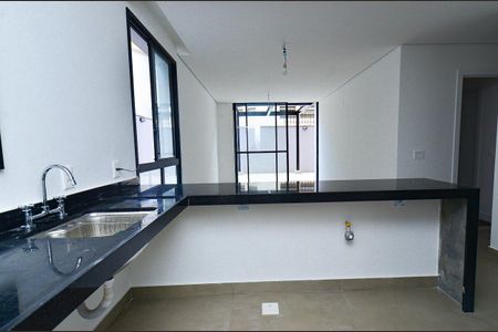 Apartamento à venda com 75m², 2 quartos e 2 vagasCozinha