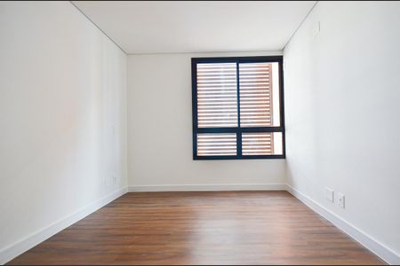 Apartamento à venda com 75m², 2 quartos e 2 vagasSuíte 1