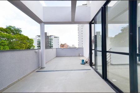 Apartamento à venda com 131m², 2 quartos e 3 vagasCobertura