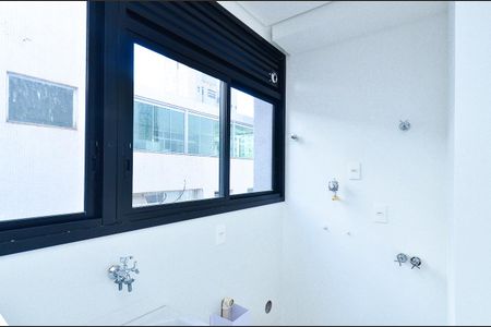 Apartamento à venda com 131m², 2 quartos e 3 vagasLavanderia