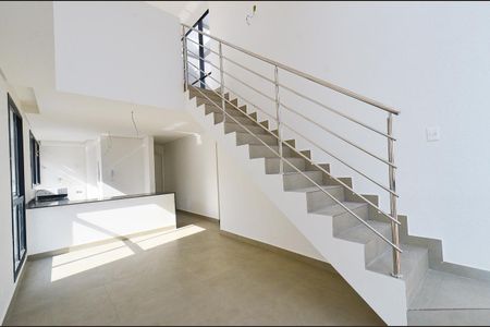 Apartamento à venda com 131m², 2 quartos e 3 vagasSala