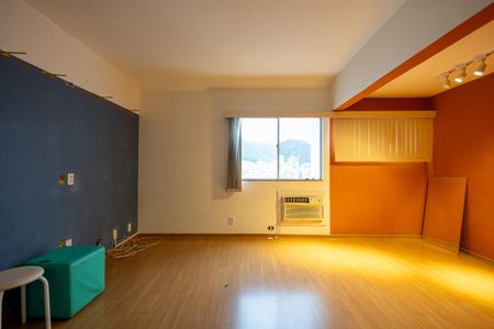 Apartamento à venda com 79m², 2 quartos e 1 vagaSala