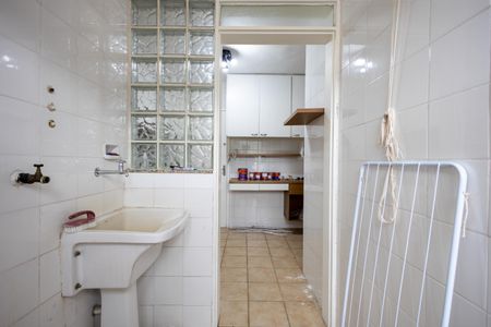 Apartamento à venda com 79m², 2 quartos e 1 vagaÁrea de Serviço