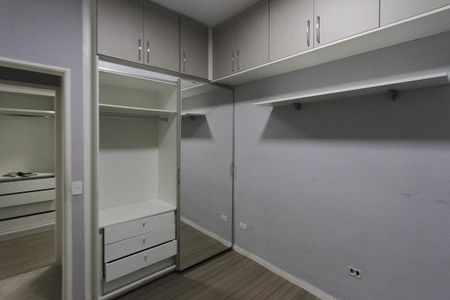 Apartamento à venda com 64m², 3 quartos e 1 vagaQuarto 02