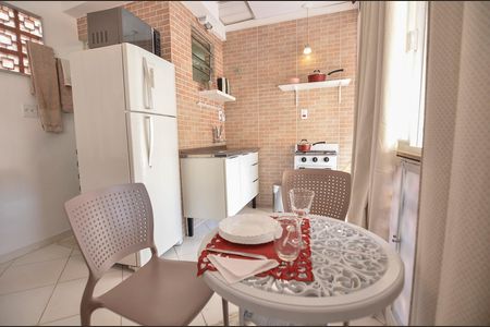 Studio para alugar com 22m², 1 quarto e sem vaga Studio para alugar com 22m², 1 quarto e sem vagaCozinha