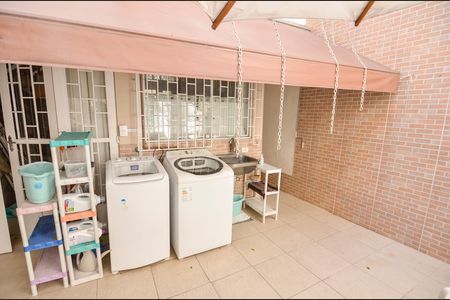 Studio para alugar com 22m², 1 quarto e sem vaga Studio para alugar com 22m², 1 quarto e sem vagaÁrea de Serviço