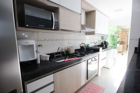 Apartamento à venda com 80m², 3 quartos e 2 vagasCozinha 