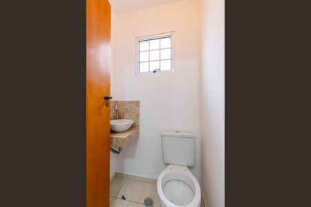 Casa à venda com 206m², 3 quartos e 4 vagas Casa à venda com 206m², 3 quartos e 4 vagasLavabo