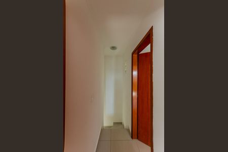 Casa de condomínio à venda com 100m², 2 quartos e 1 vaga Casa de condomínio à venda com 100m², 2 quartos e 1 vagaCorredor