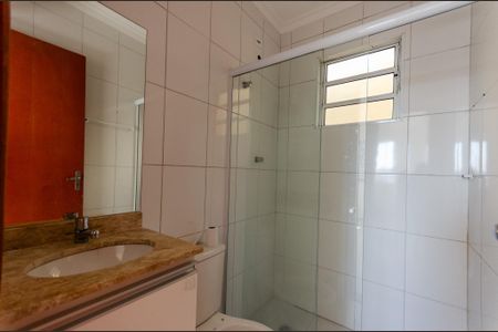 Casa de condomínio à venda com 100m², 2 quartos e 1 vaga Casa de condomínio à venda com 100m², 2 quartos e 1 vagaBanheiro da Suíte 2
