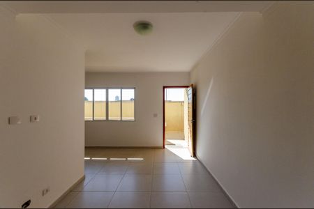Casa de condomínio à venda com 100m², 2 quartos e 1 vaga Casa de condomínio à venda com 100m², 2 quartos e 1 vagaSala