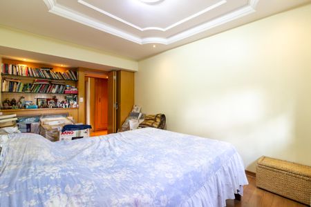 Apartamento à venda com 200m², 4 quartos e 2 vagasSuíte