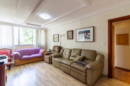 Apartamento à venda com 200m², 4 quartos e 2 vagasSala de TV