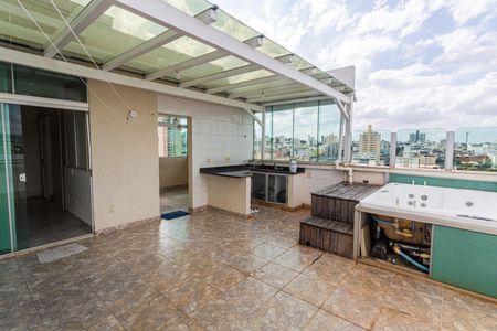 Apartamento à venda com 140m², 3 quartos e 3 vagasCobertura