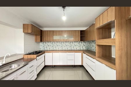 Casa à venda com 162m², 3 quartos e 3 vagasCozinha