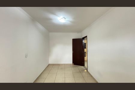 Casa à venda com 162m², 3 quartos e 3 vagasQuarto 2