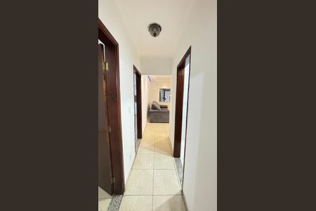 Casa à venda com 162m², 3 quartos e 3 vagasCorredor