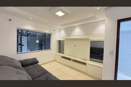 Casa à venda com 162m², 3 quartos e 3 vagasSala