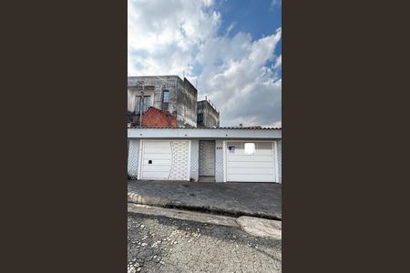 Casa à venda com 162m², 3 quartos e 3 vagasFachada