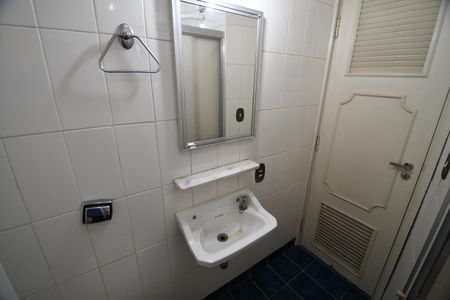 Apartamento à venda com 94m², 3 quartos e 1 vagaBanheiro Social