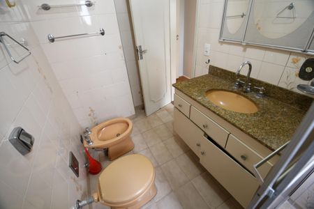 Apartamento à venda com 94m², 3 quartos e 1 vagaBanheiro da Suíte