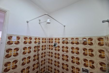 Casa à venda com 200m², 4 quartos e 4 vagas Casa à venda com 200m², 4 quartos e 4 vagasBanheiro