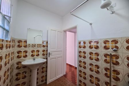 Casa à venda com 200m², 4 quartos e 4 vagas Casa à venda com 200m², 4 quartos e 4 vagasBanheiro