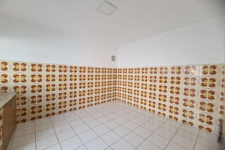 Casa à venda com 200m², 4 quartos e 4 vagas Casa à venda com 200m², 4 quartos e 4 vagasCozinha