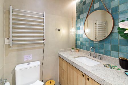 Banheiro de kitnet/studio para alugar com 1 quarto, 25m² em Perdizes, São Paulo