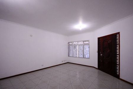 Casa para alugar com 170m², 3 quartos e 2 vagasSala