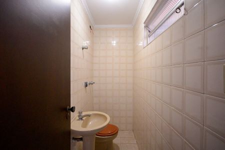 Casa para alugar com 170m², 3 quartos e 2 vagasÁrea de Serviço - Banheiro