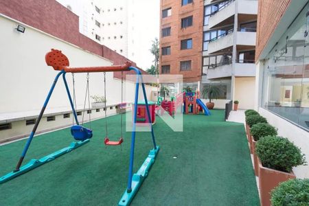 Apartamento à venda com 112m², 4 quartos e 2 vagas Apartamento à venda com 112m², 4 quartos e 2 vagasÁrea comum - Playground