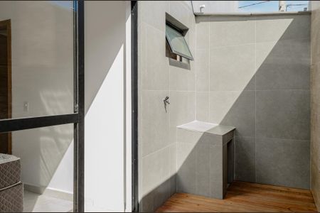 Studio para alugar com 28m², 1 quarto e sem vaga Studio para alugar com 28m², 1 quarto e sem vagaVaranda