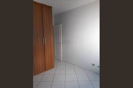 Casa à venda com 175m², 3 quartos e sem vaga Casa à venda com 175m², 3 quartos e sem vagaQuarto 2