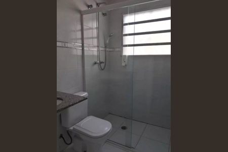 Casa à venda com 175m², 3 quartos e sem vaga Casa à venda com 175m², 3 quartos e sem vagaBanheiro 1