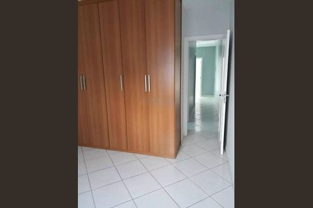 Casa à venda com 175m², 3 quartos e sem vaga Casa à venda com 175m², 3 quartos e sem vagaQuarto 2