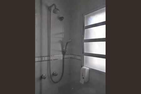 Casa à venda com 175m², 3 quartos e sem vaga Casa à venda com 175m², 3 quartos e sem vagaBanheiro 1