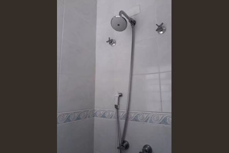 Casa à venda com 175m², 3 quartos e sem vaga Casa à venda com 175m², 3 quartos e sem vagaBanheiro 2