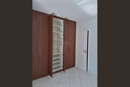 Casa à venda com 175m², 3 quartos e sem vaga Casa à venda com 175m², 3 quartos e sem vagaQuarto 1