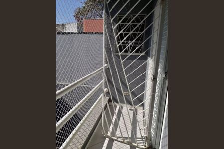 Casa à venda com 175m², 3 quartos e sem vaga Casa à venda com 175m², 3 quartos e sem vagaVaranda