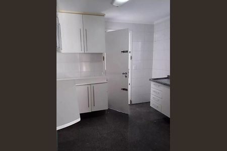 Casa à venda com 175m², 3 quartos e sem vaga Casa à venda com 175m², 3 quartos e sem vagaCozinha
