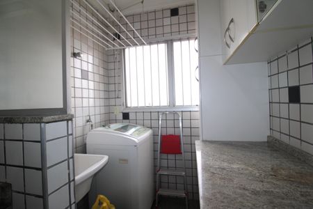 Apartamento à venda com 60m², 2 quartos e 1 vagaÁrea de Serviço